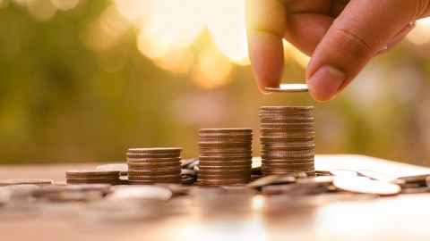 Aprende a invertir y deja que tu dinero trabaje para ti