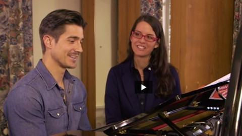 In einem Tag Klavier spielen. Wie Tobias Müller vom SRF!