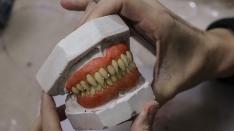 Curso de Prótesis Dentales Fantásticas