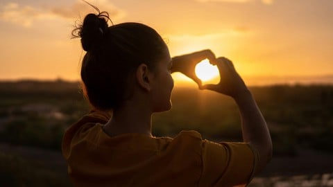 Heal Your Broken Heart with EFT - Heartbreak Recovery Course