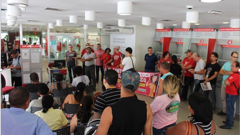 Vendedor de lojas, aprenda a tender clientes