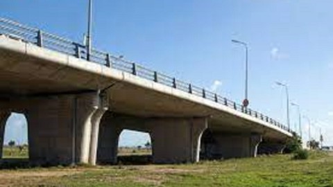 Modélisation d'un pont dalle en béton armé