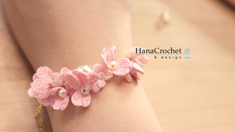 how to make crochet flower bracelet