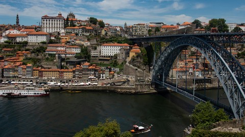 Certificado Profissional em Liderança e Gestão