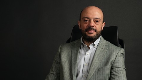 ٣- ٤ - المعلومات والأبحاث التسويقية