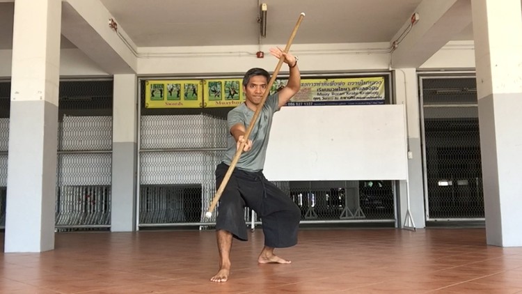 Long Baton or Bo Staff  how to self defense in Krabikrabong