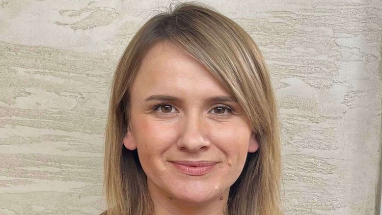 Foilyage - Precise Balayage Technique Using Foils In 5 steps