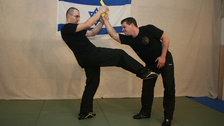 Krav Maga Autodéfense Israélienne Vol.3 Techniques avancées