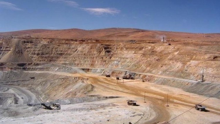 Aspectos básicos geológicos y mineros de Pórfidos Cupríferos