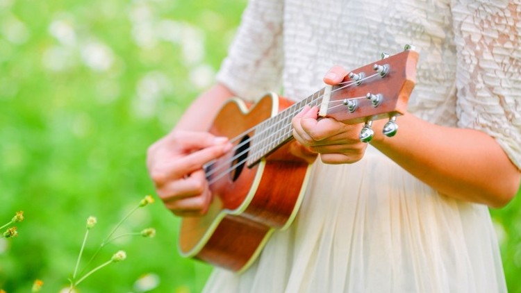Ukulele: Play 21 Songs in 7 Days