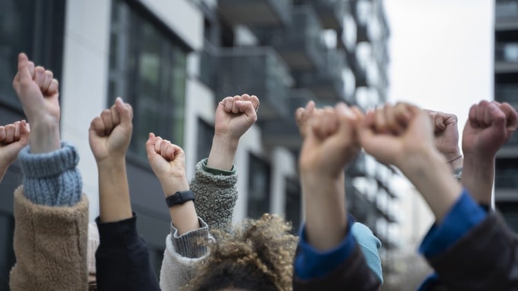 The Power of Community: Grow, Engage & Monetize The Future